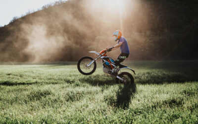 How to do a Wheelie on a Dirt Bike