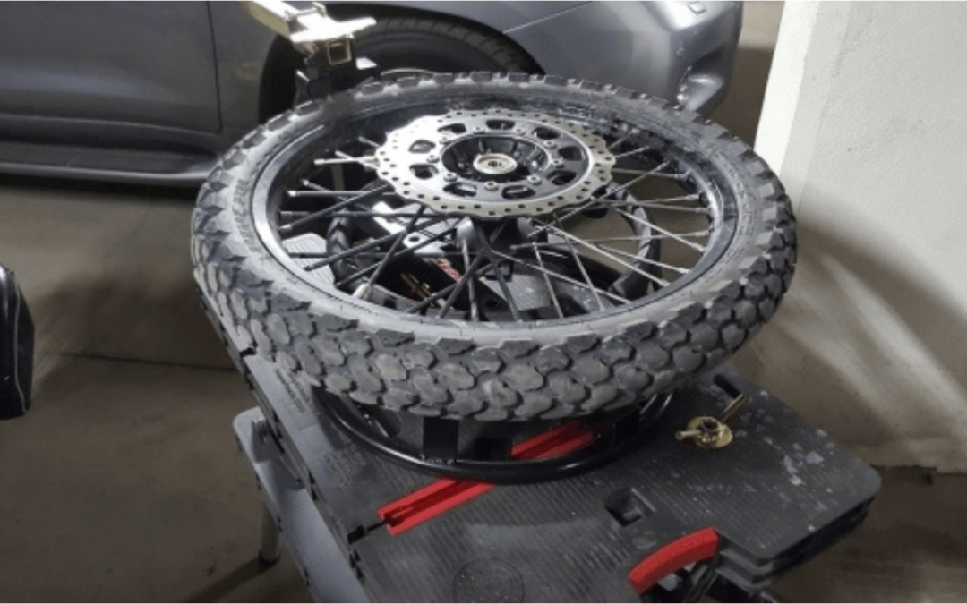 Review of Tusk Portable Motorcycle Tire Changing Stand and Bead Breaker